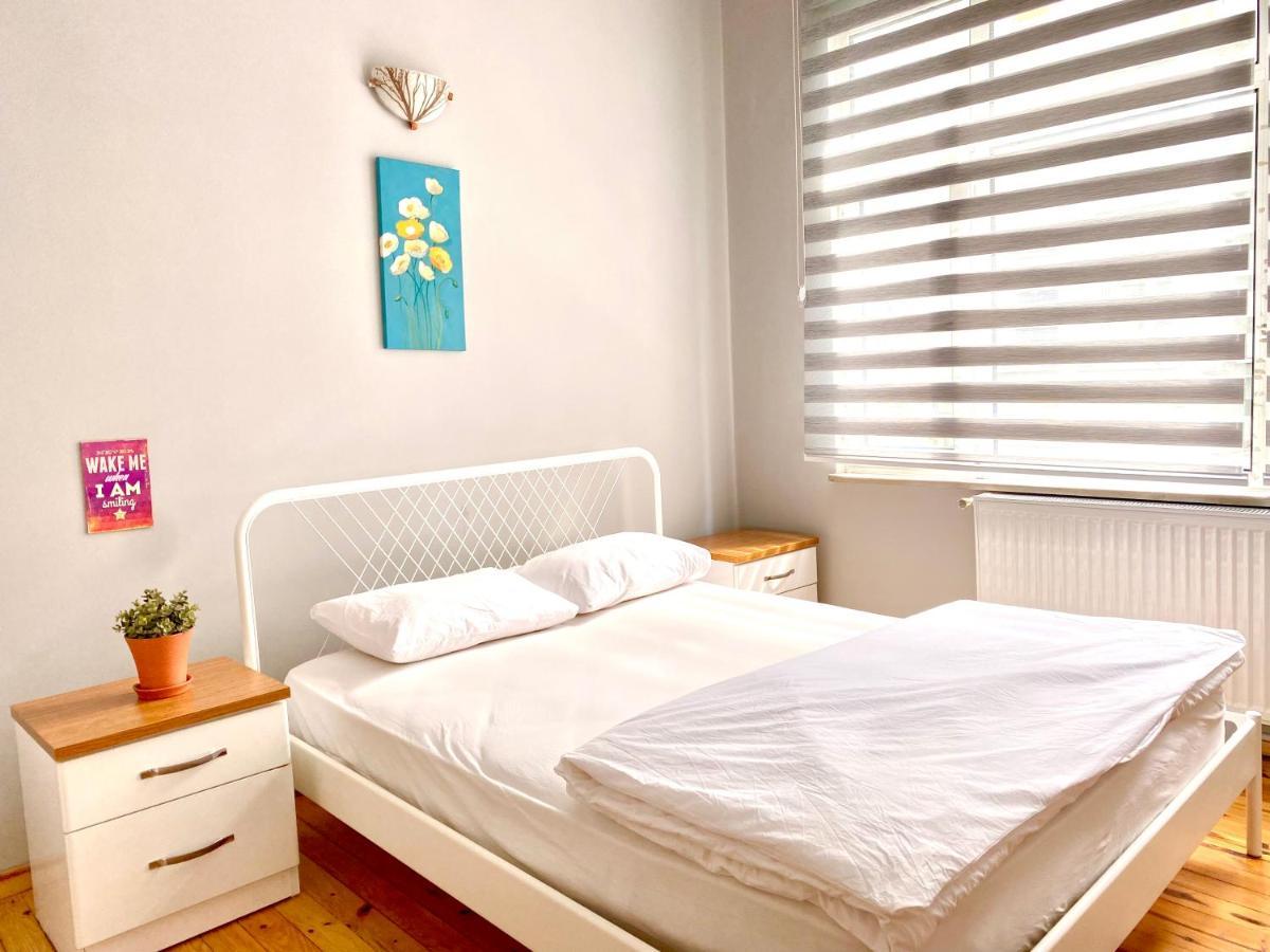 Windrose Hostel Istanbul Exterior photo