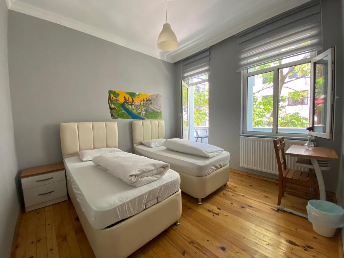 Windrose Hostel Istanbul Exterior photo