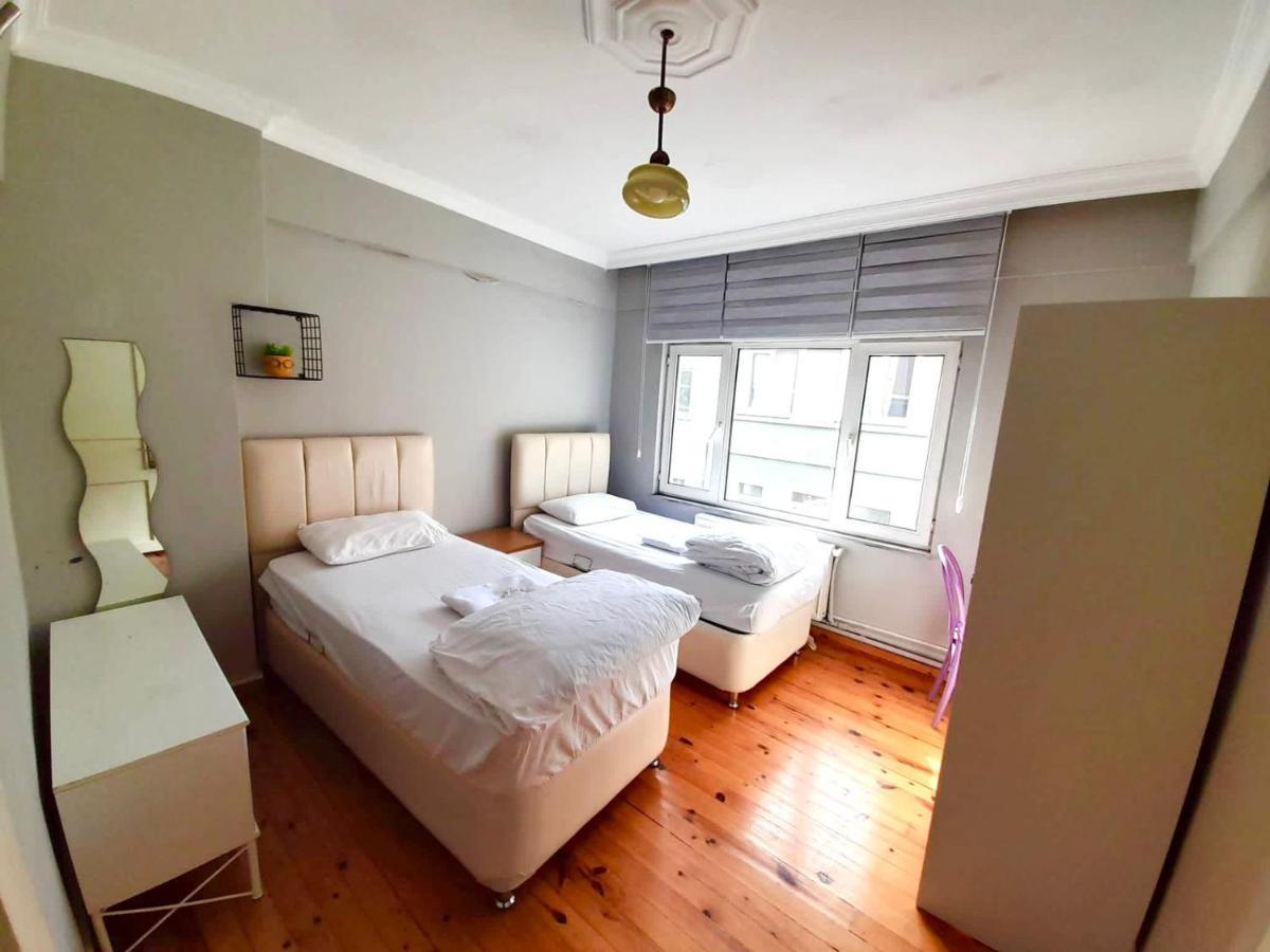 Windrose Hostel Istanbul Exterior photo