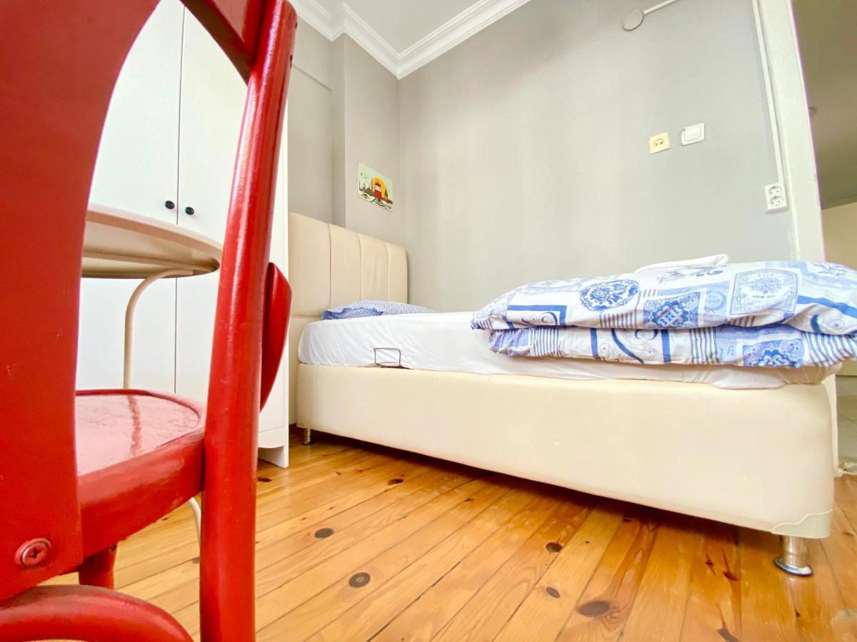 Windrose Hostel Istanbul Exterior photo