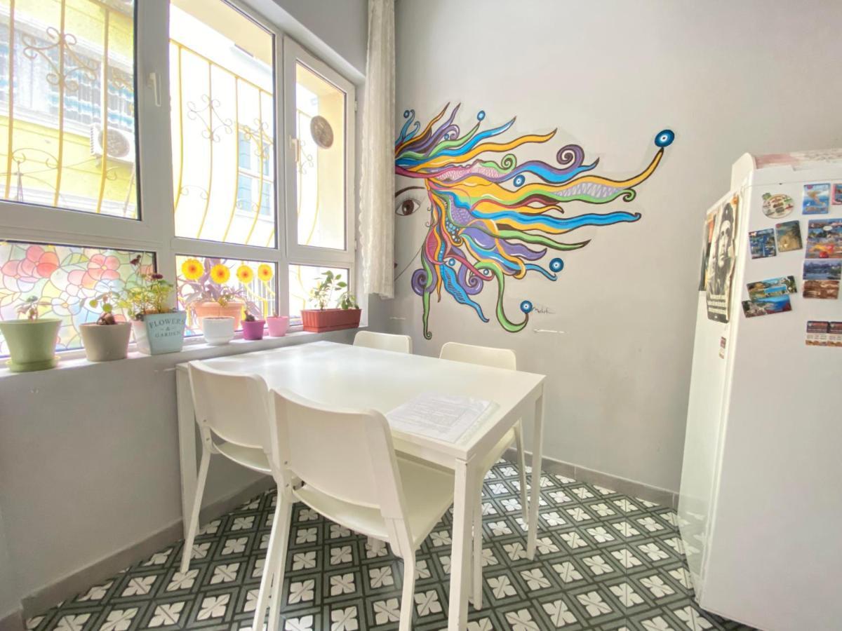 Windrose Hostel Istanbul Exterior photo
